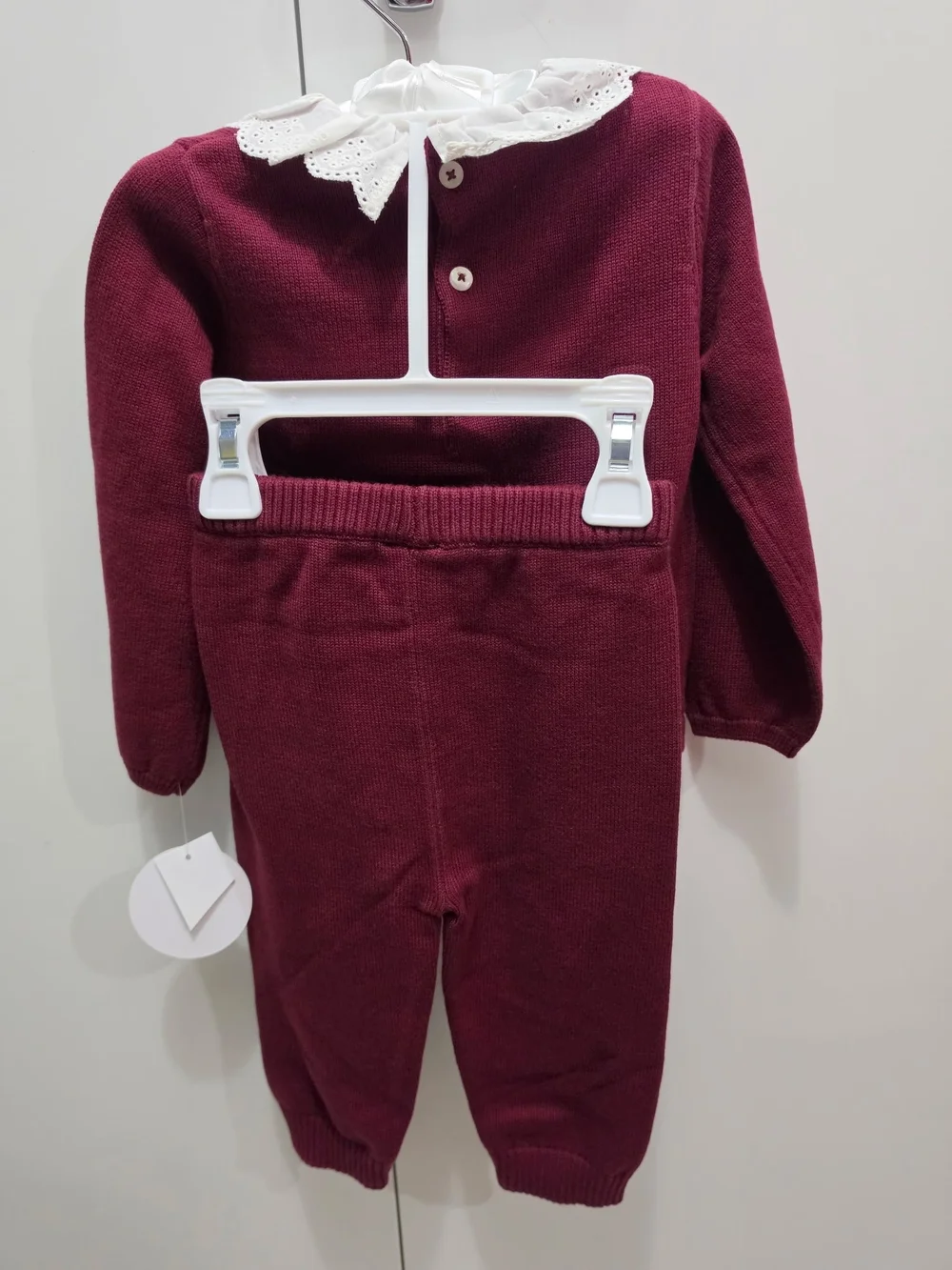 Kids Burgundy Swan Knit Set with White Collar